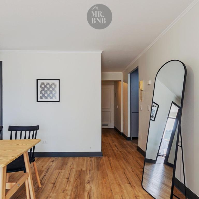 Departamento familiar con terraza en Providencia - Two-Bedroom Apartment - 10