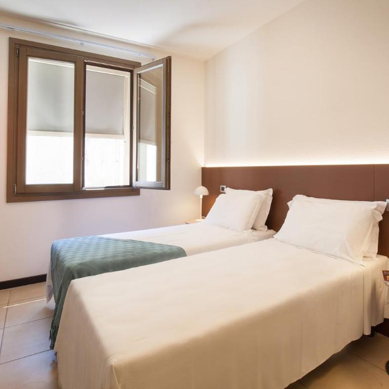 Apartment Righini - Two-Bedroom Apartment with View - 14