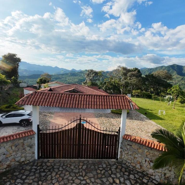 Finca Hotel Villa Claudia, La Mesa Cundinamarca - Casa de 4 dormitorios - 14