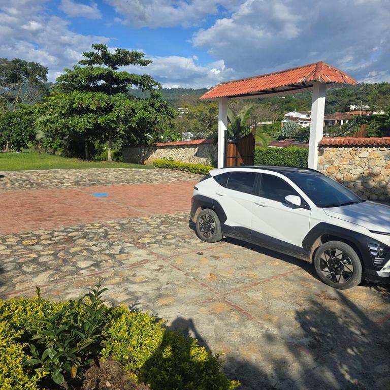 Finca Hotel Villa Claudia, La Mesa Cundinamarca - Casa de 4 dormitorios - 16