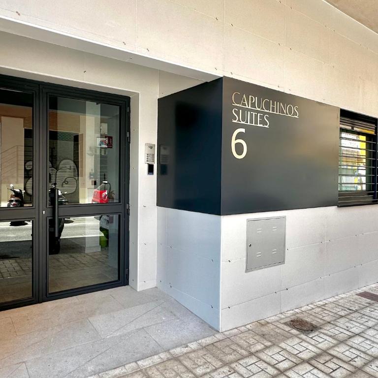 Capuchinos Suites Guest Homes Malaga - Suite Familiar - 16
