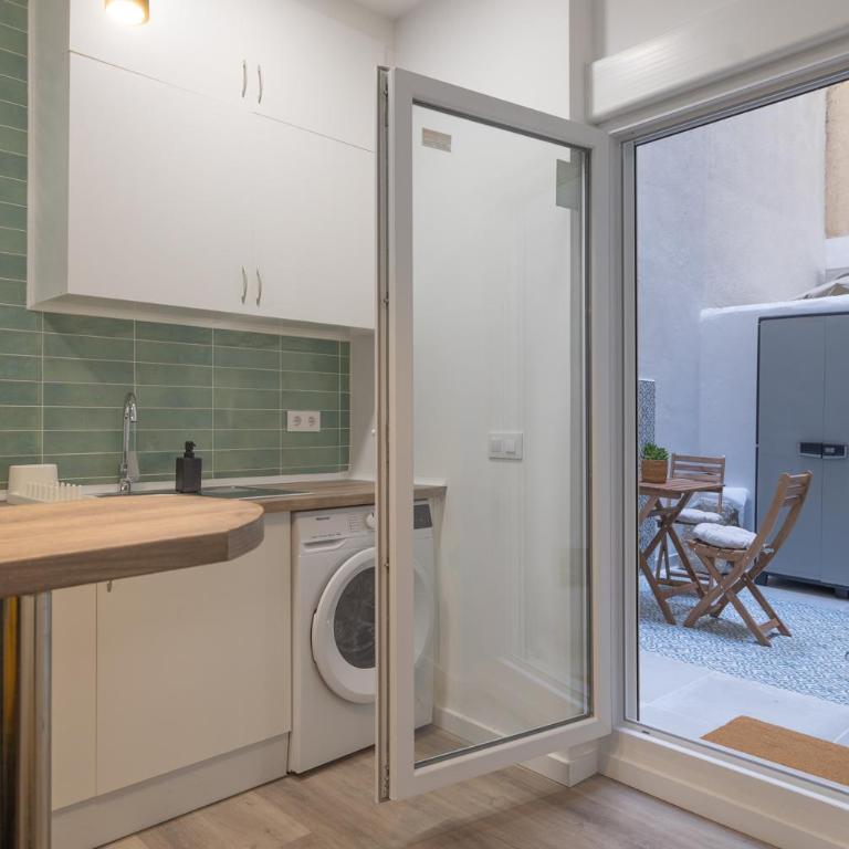 Home Chueca - Gran via - Two-Bedroom Apartment - 12