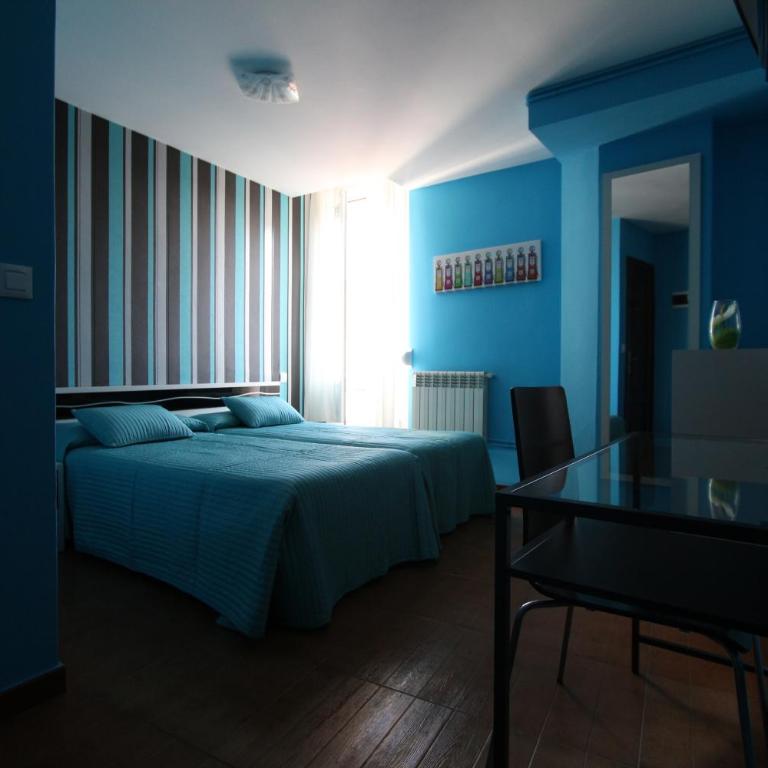 PR Plaza de Galicia - Habitación Doble con vistas a la ciudad - 2 camas - 4
