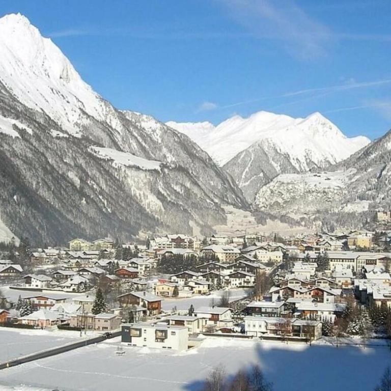 AlpinPark Chalet mit Swimmingpool, Sonnenloggia und Kamin - Großglockner Resort Matrei - Apartment mit 3 Schlafzimmern und Bergblick - 38