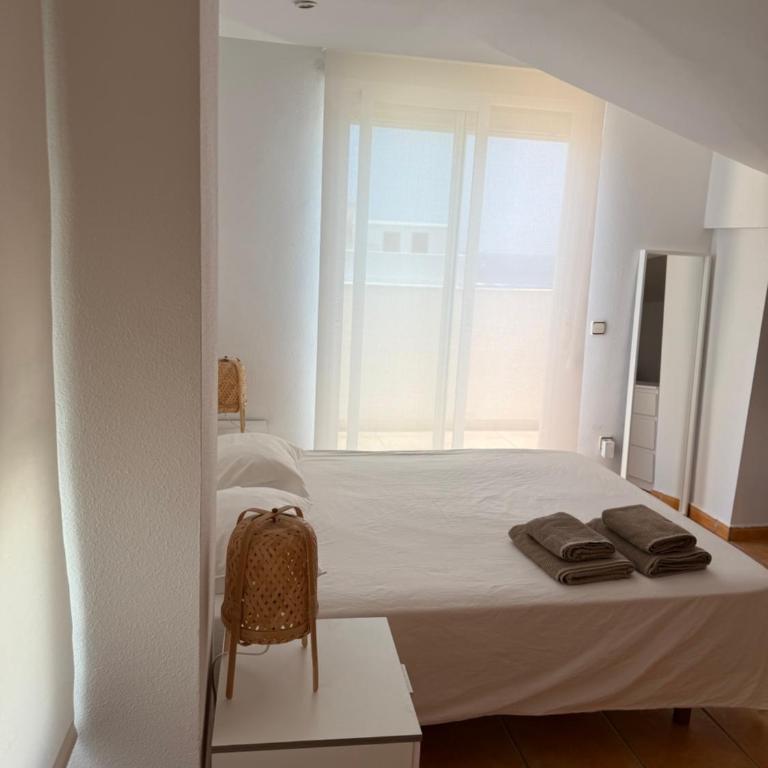 Duplex with spacious terraces and stunning sea views, right next to the beach - Apartamento - 19
