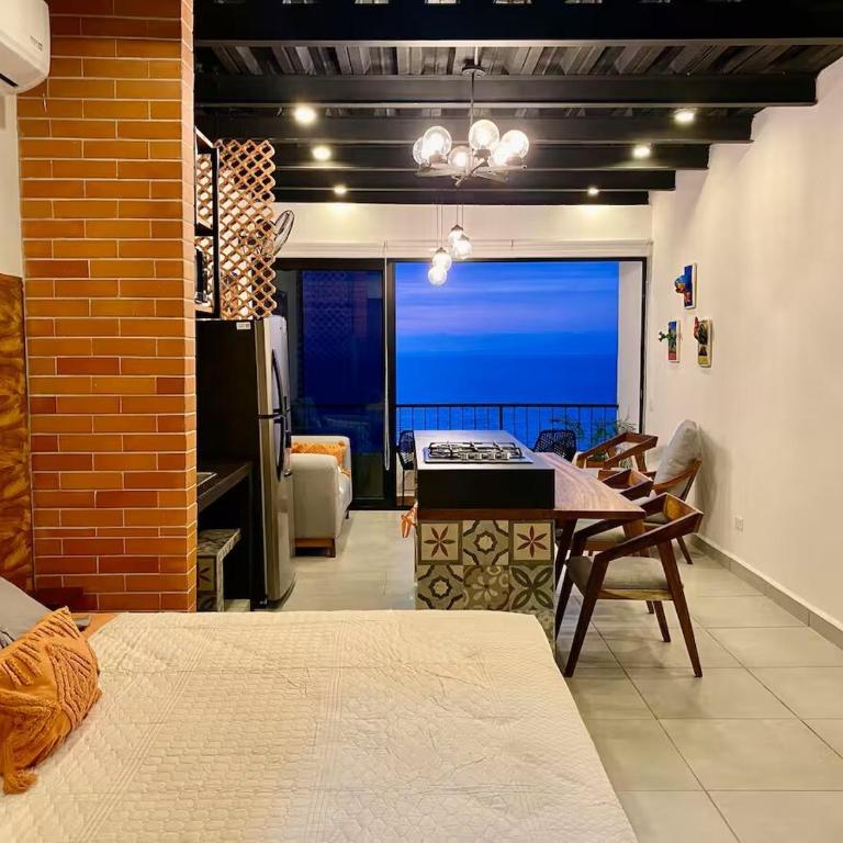 New studio with amazing view! C - One-Bedroom Apartment - 4