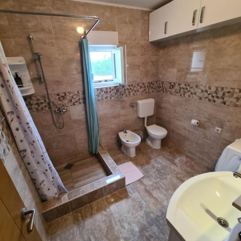 Trebisnjica - Apartman s 1 Spavaćom Sobom i Pogledom na Reku - 9