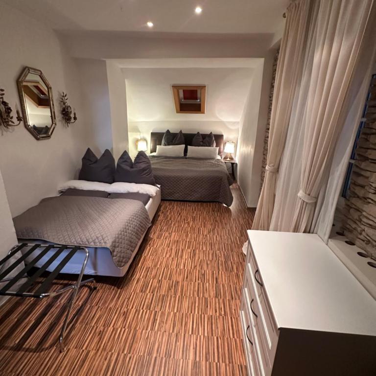 Nannerls Penthouse - Two-Bedroom Apartment - 3