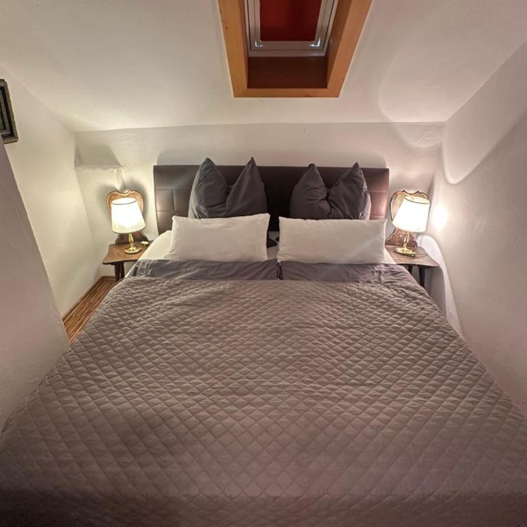 Nannerls Penthouse - Two-Bedroom Apartment - 2