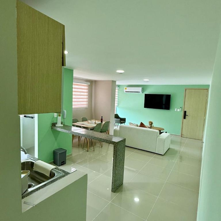 Apto Moderno y Familiar 302 Excelente Ubicación norte Barranquilla - Apartamento de 2 dormitorios - 6