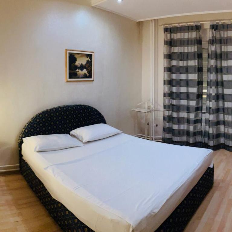 Lovely Garden Executive 100m2 Apartment - Business & Long Stay Novi Sad - Apartman sa 3 Spavaće Sobe - 33