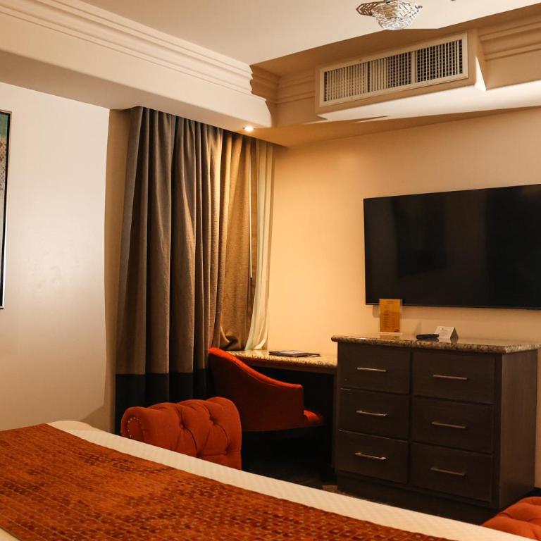 Hotel Ticuán - Deluxe Room - 5