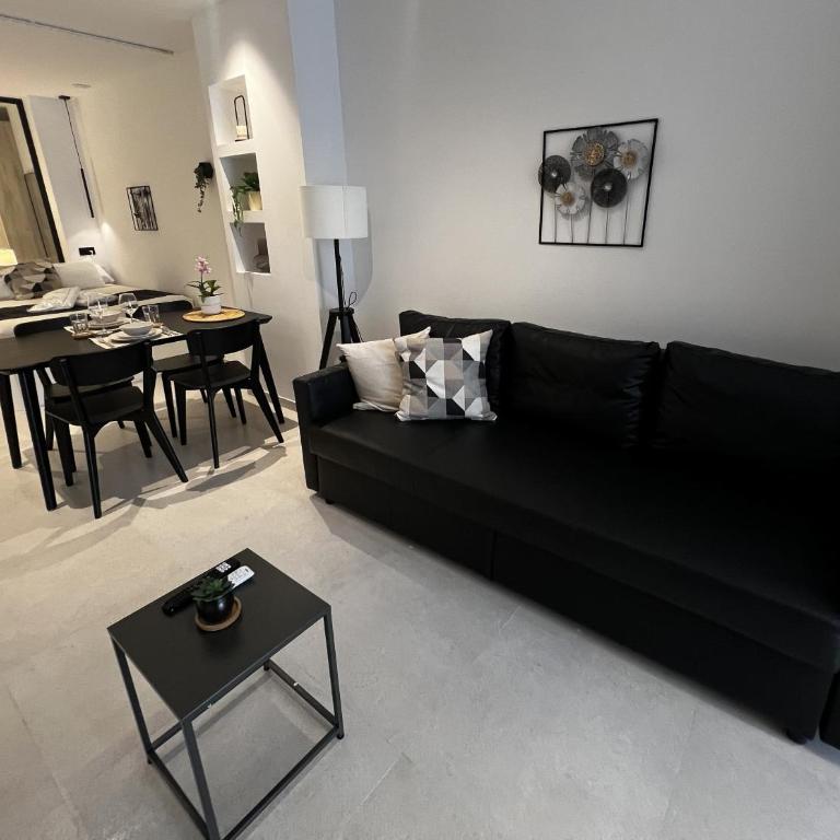 BC22 - LoftValencia - Studio Apartment with Queen Bed - 23