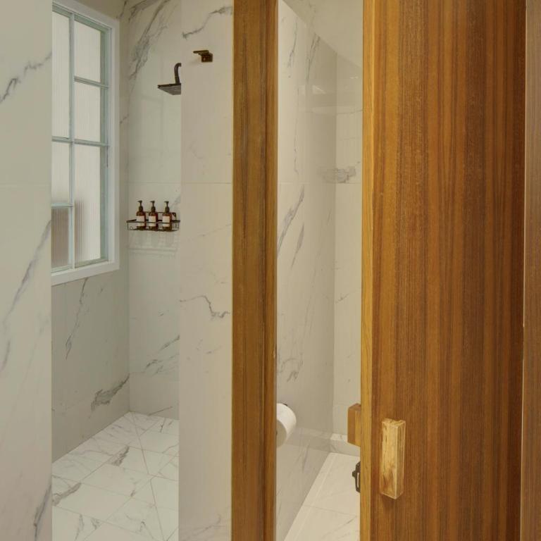 Roso Guest House - Suite Junior Deluxe - 12