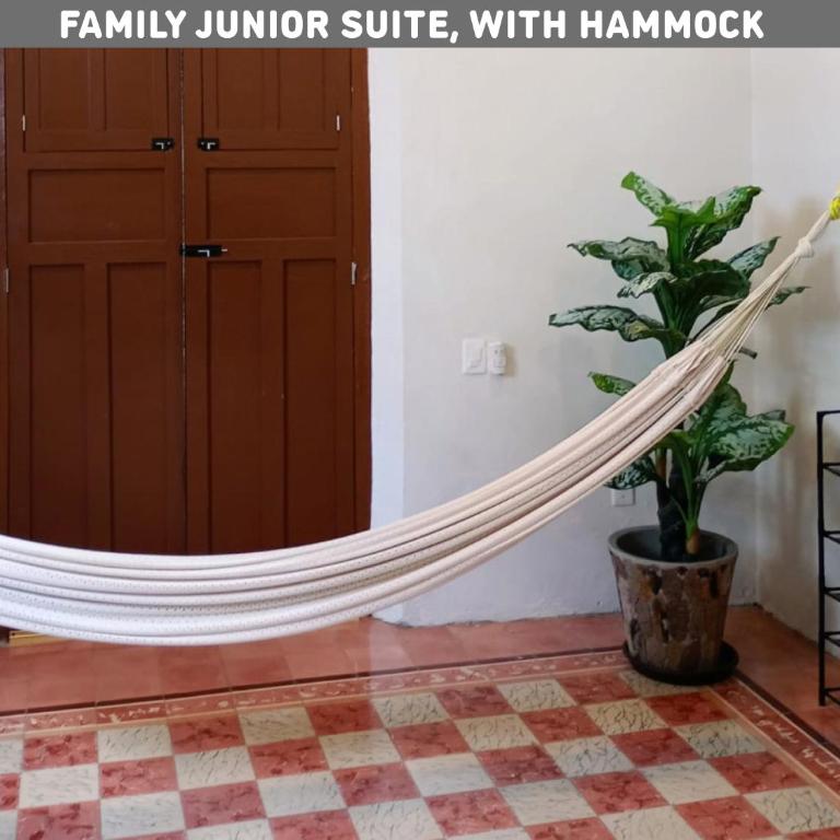 Villa con piscina para 6 personas en camas y 2 Hamacas Ado 69 - Suite Junior Familiar - 6