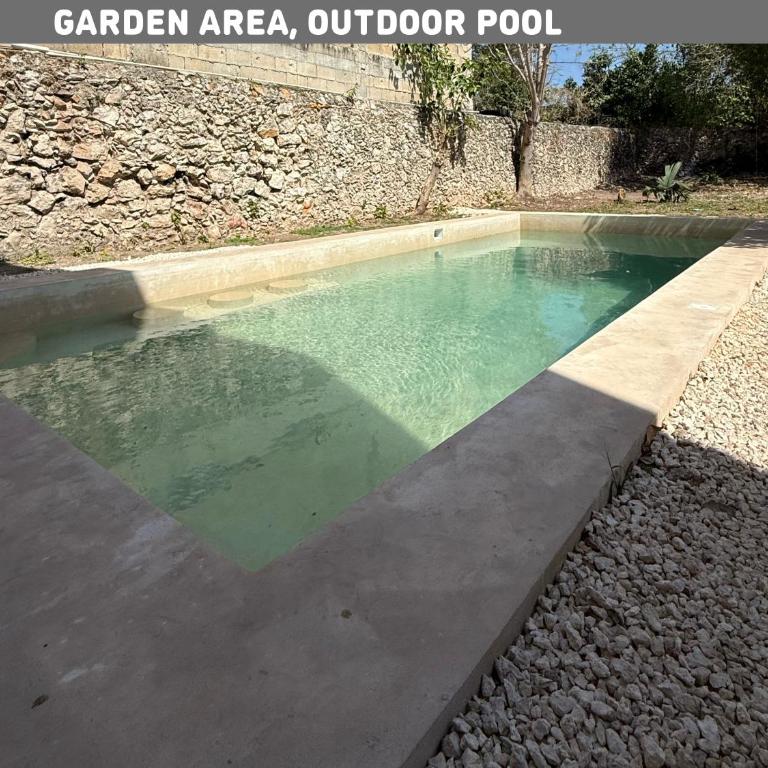 Villa con piscina para 6 personas en camas y 2 Hamacas Ado 69 - Habitación Deluxe con cama extragrande - 25