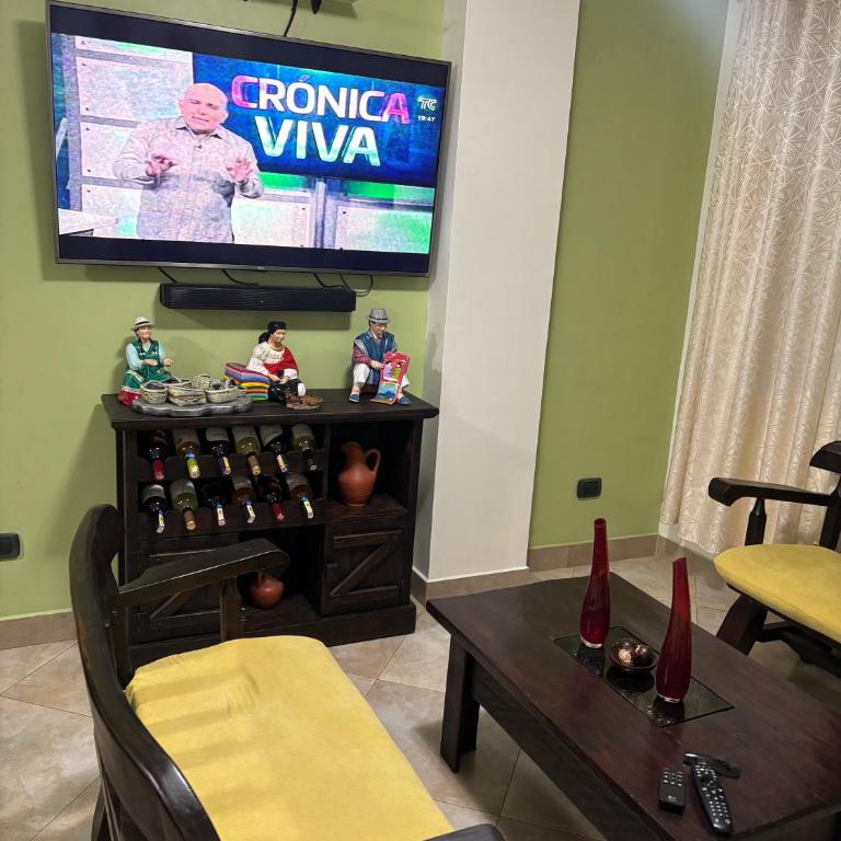 Domina la ciudad desde nuestros departamentos - Three-Bedroom Apartment - 4