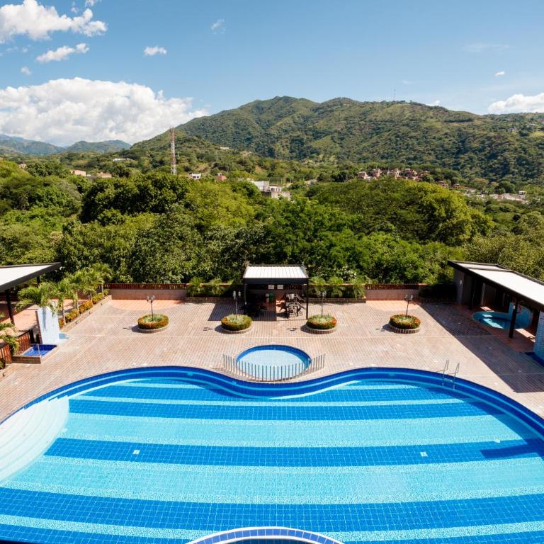 Apartamento San Jerónimo - Antioquia - Three-Bedroom Apartment - 4