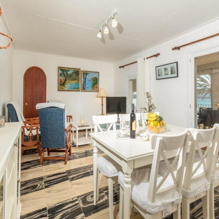 Apartment Voramar Baix in Alcudia - Three-Bedroom Apartment - 3