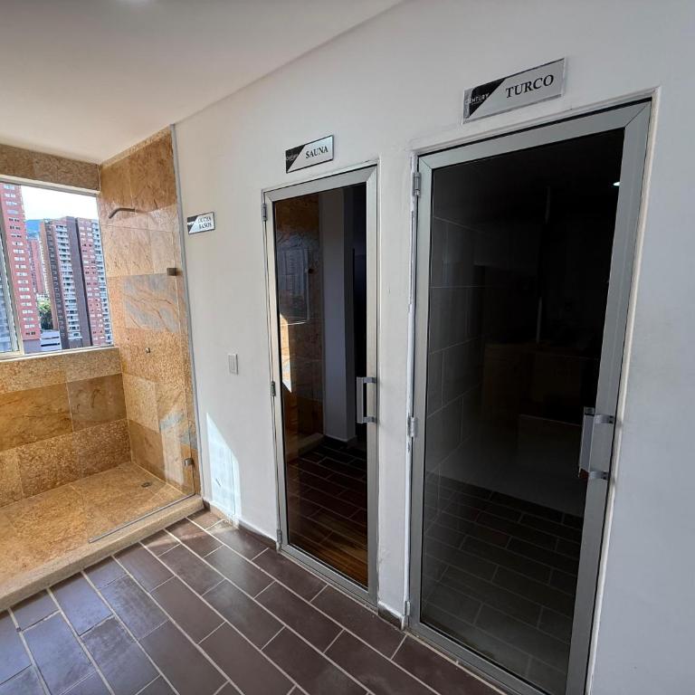 Apartamento con vista a la montaña, piscina y gym - Apartamento de 2 dormitorios con vistas a la montaña - 49