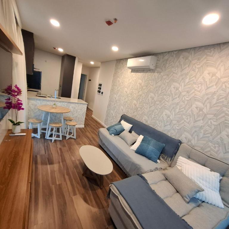 Apartment Tower Luxury Home Palace a 100 mts Shopping del Sol con parking amplio - Two-Bedroom Apartment - 68