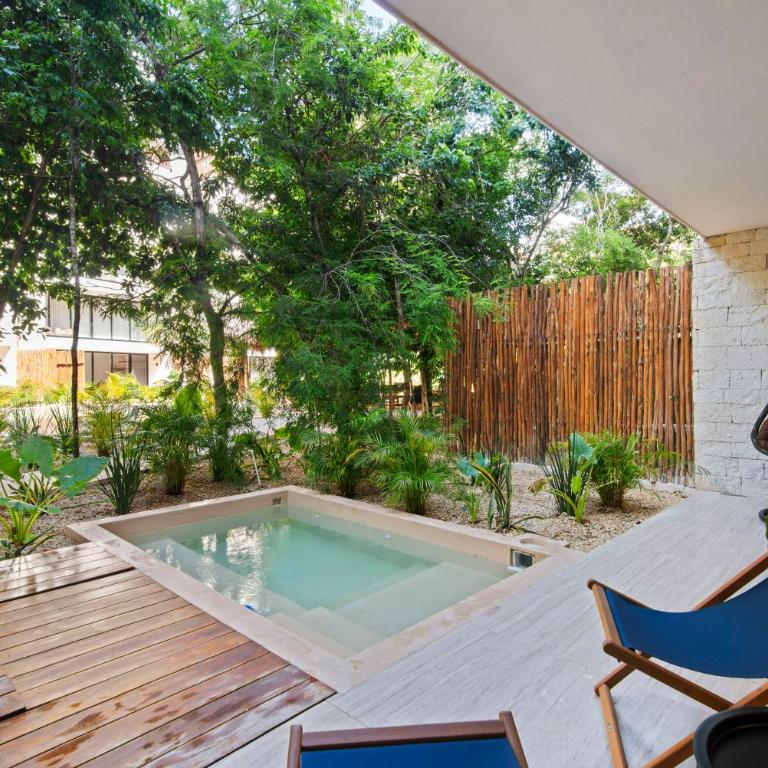 Tropical 2 Bedroom | Private Balcony & Rooftop | Casago - Apartamento de 2 dormitorios con piscina privada - 8