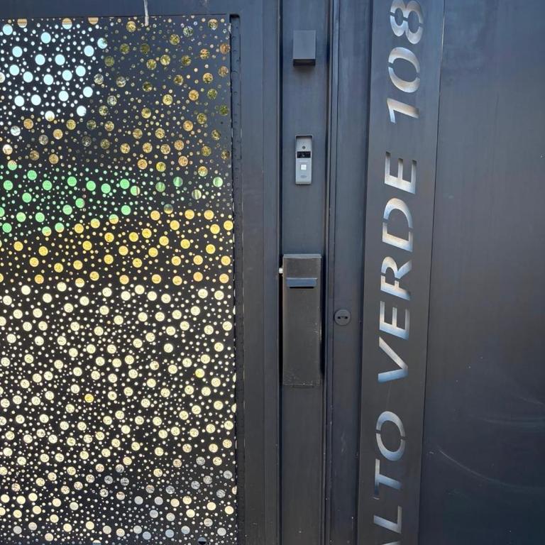 Quincho y pileta para reuniones tranquilas en Roldán - Casa con 1 dormitorio - 27