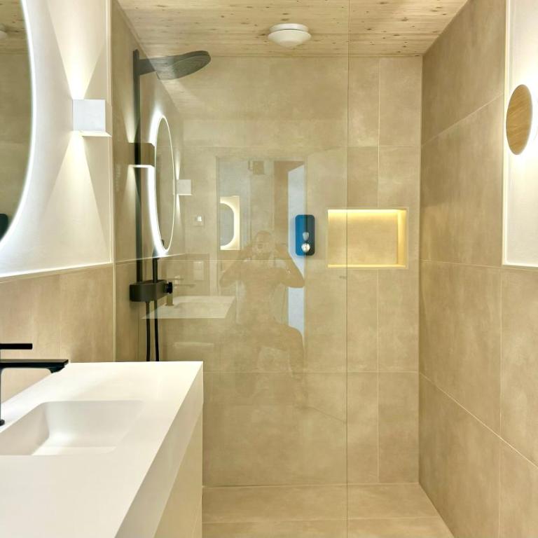 Apartment See I Balkon mit Jacuzzi I Parkplatz - Apartment mit 1 Schlafzimmer und Whirlpool - 3