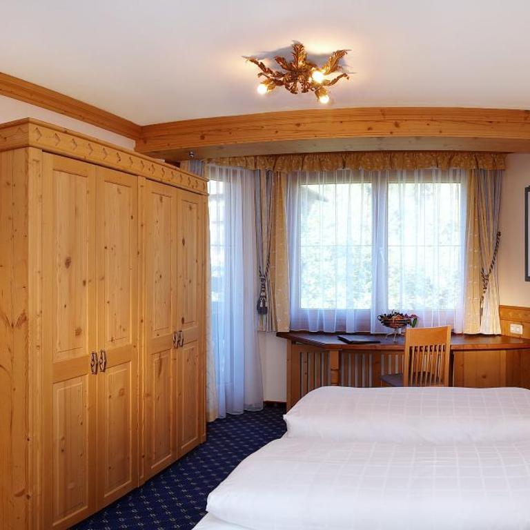 Hotel Alpenhof Kristall - Familiensuite mit Balkon - 9