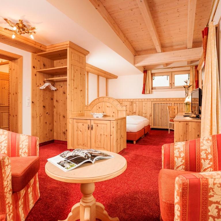 Hotel Alpenhof Kristall - Familiensuite mit Balkon - 7