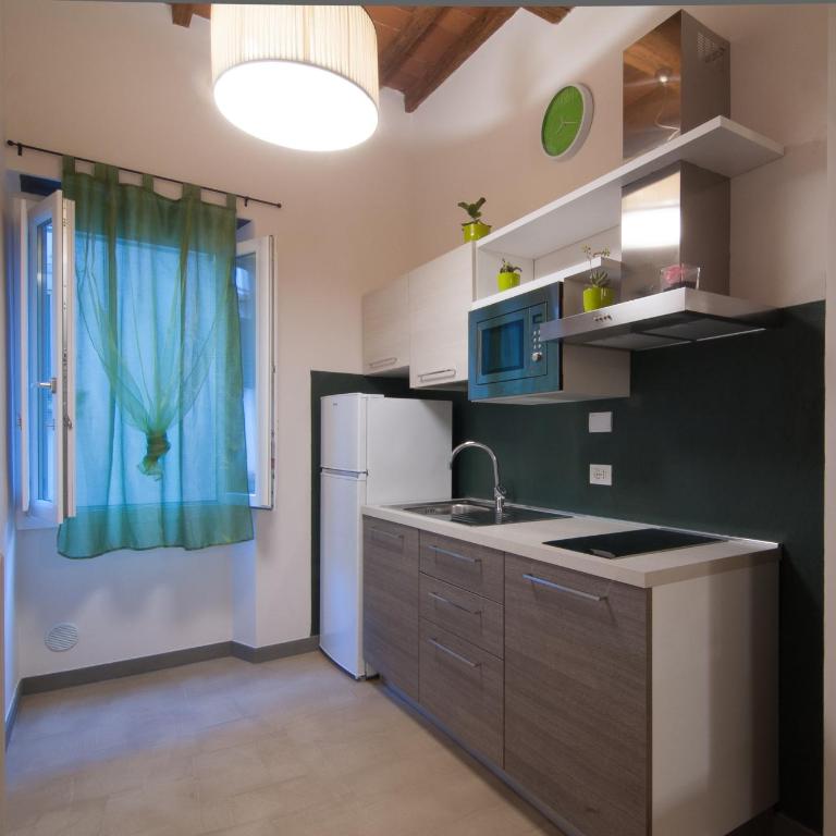 La Divina Dimora - Apartment with Shower - 7