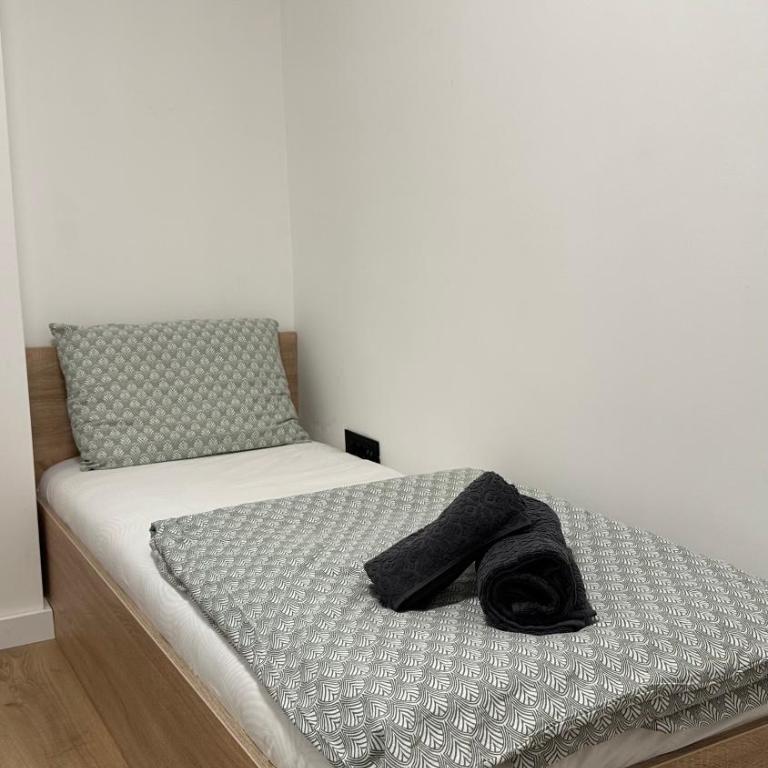 District 21 - One-Bedroom Apartment - 12