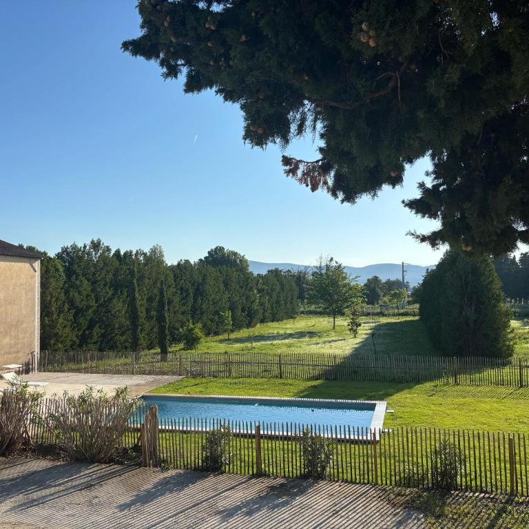 Maison Poumo, Piscine, clim & padel privé,12 pers - Vacation Home - 10