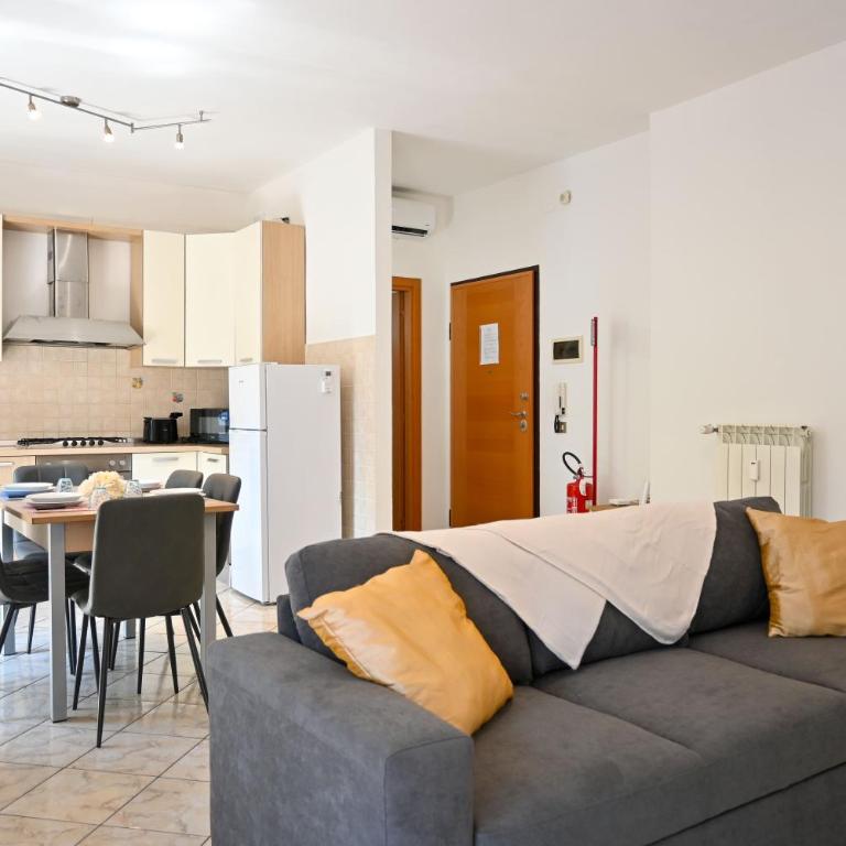 InnPisaRentals - Urban Style Pisa Flat - Two-Bedroom Apartment - 5
