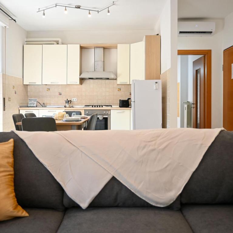 InnPisaRentals - Urban Style Pisa Flat - Two-Bedroom Apartment - 12