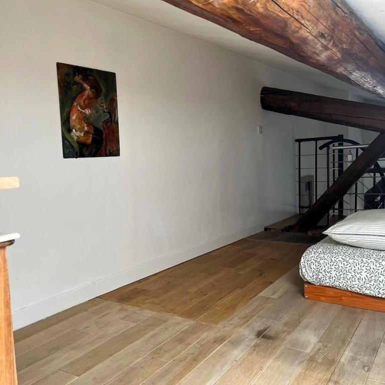 Duplex de charme intramuros climatisé - Two-Bedroom Apartment - 19