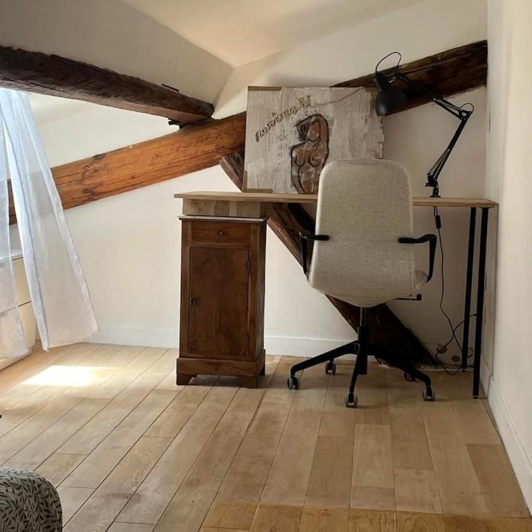 Duplex de charme intramuros climatisé - Two-Bedroom Apartment - 22