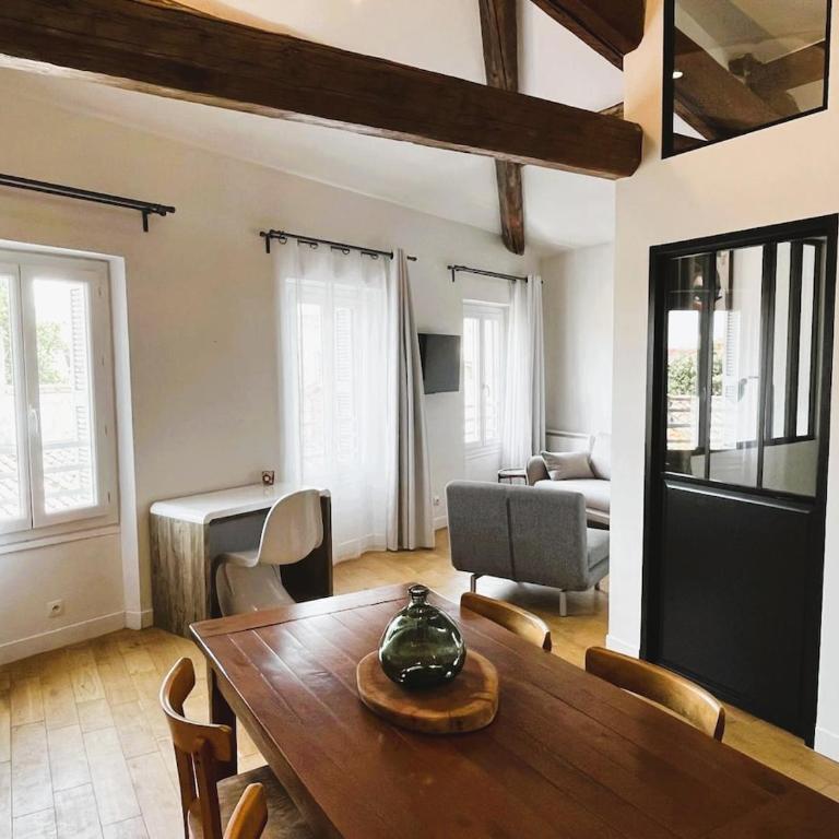 Duplex de charme intramuros climatisé - Two-Bedroom Apartment - 1