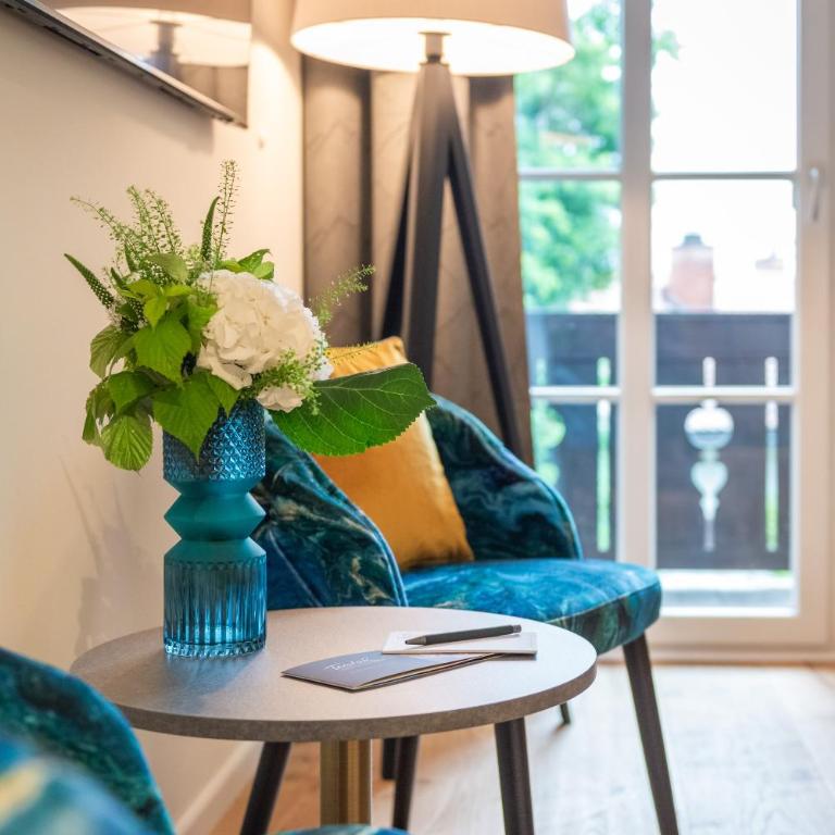 Terofal Hotel Schliersee - Komplett neu renoviert - Doppelzimmer mit Balkon - 4