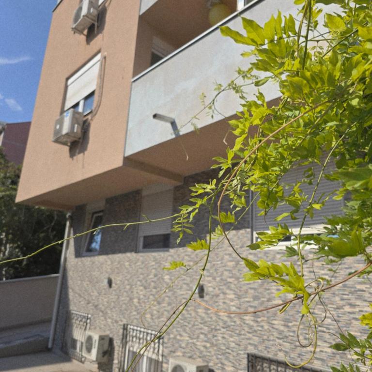 Sun lux - Two-Bedroom Apartment - 41