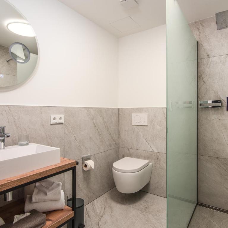 Terofal Hotel Schliersee - Komplett neu renoviert - Superior Doppelzimmer - 1