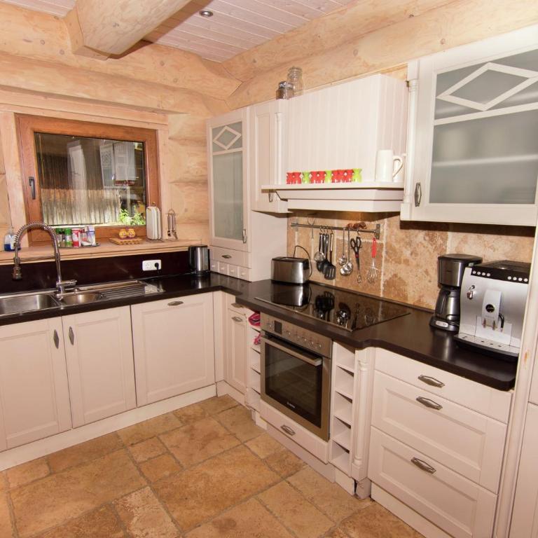 Family log cabin in the Alps - Ferienhaus mit 5 Schlafzimmern - 6