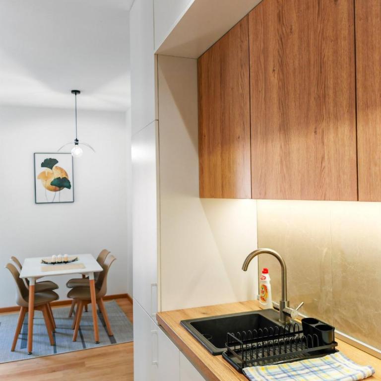 Modern City Apartment Budva-Central Location,5 min to Beach - Apartman sa 1 Spavaćom Sobom - 9