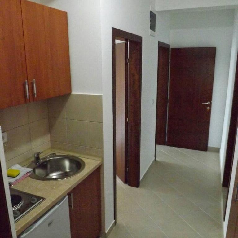 Wonderful Seaview Apartment - Two-Bedroom Apartment - 6