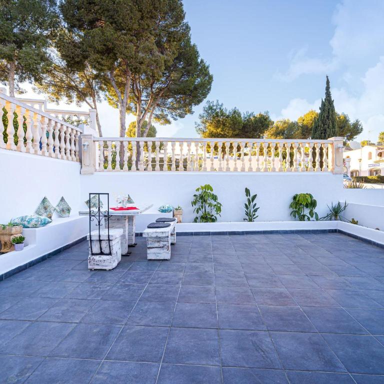 Comfort Steps from the Sea - Two-Bedroom Holiday Home - 26