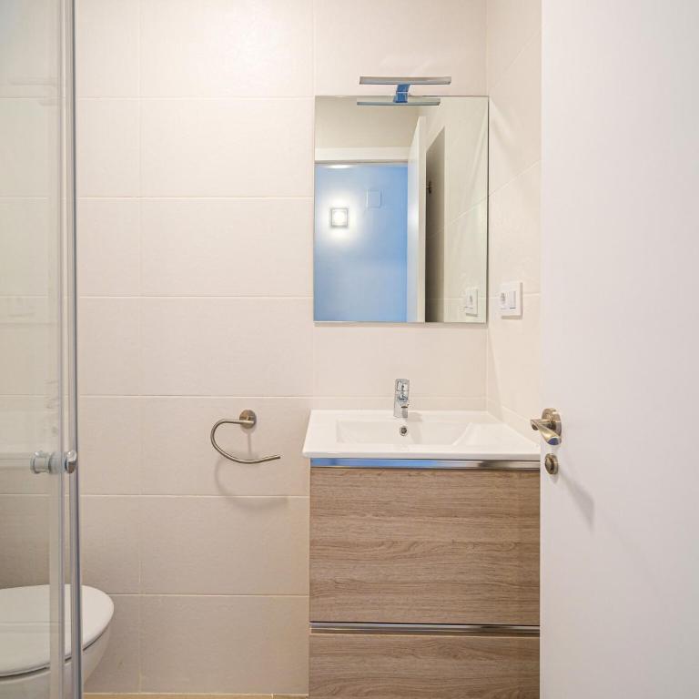 Comfort Steps from the Sea - Two-Bedroom Holiday Home - 23