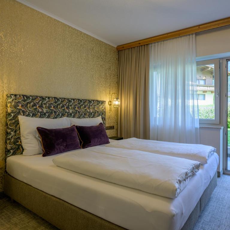 Hotel Jägerhof Mayrhofen - Doppelzimmer mit Gartenblick - 6