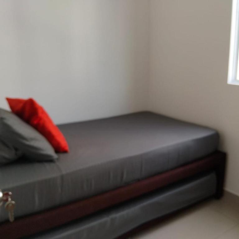nice and affordable - Three-Bedroom Apartment - 40