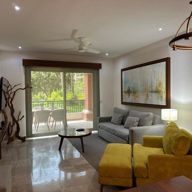 One Bed 2 Bath, at Playa Royale Condo 3102, Free WIFI - Apartamento de 1 dormitorio - 3