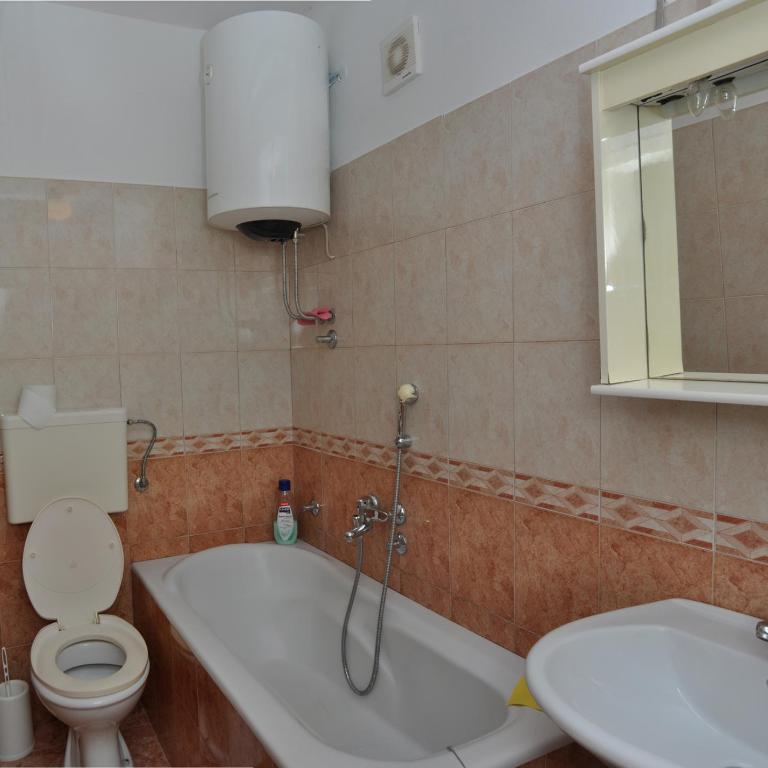 Apartments Miana - Apartman s 1 Spavaćom Sobom i Terasom - 11